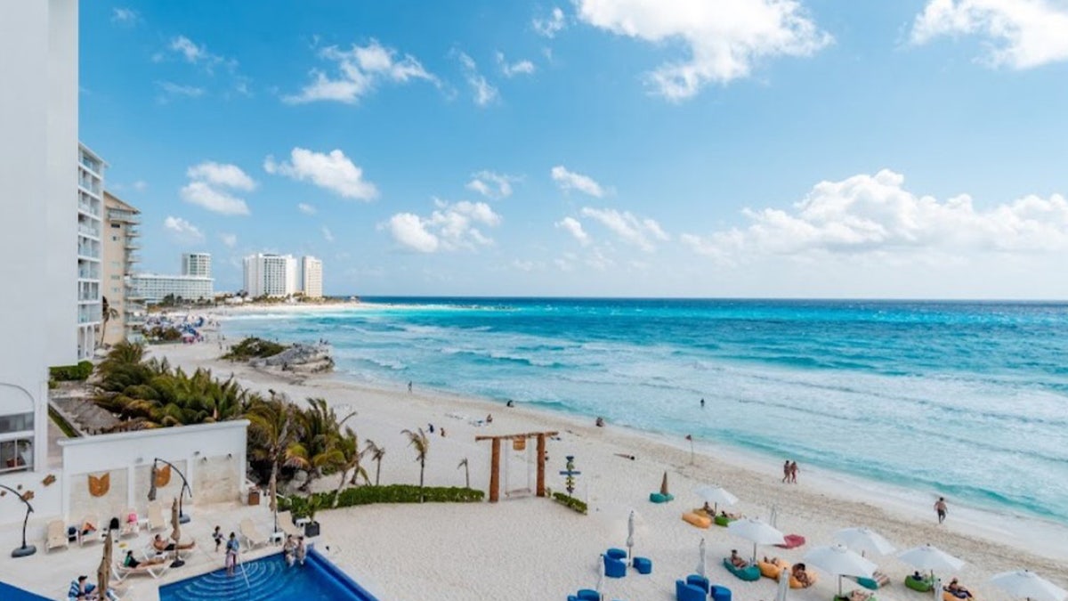 Ocean Dream Cancun beach