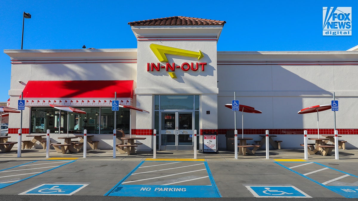 An exterior view of an In-N-Out on Hegenberger Court in Oakland, California