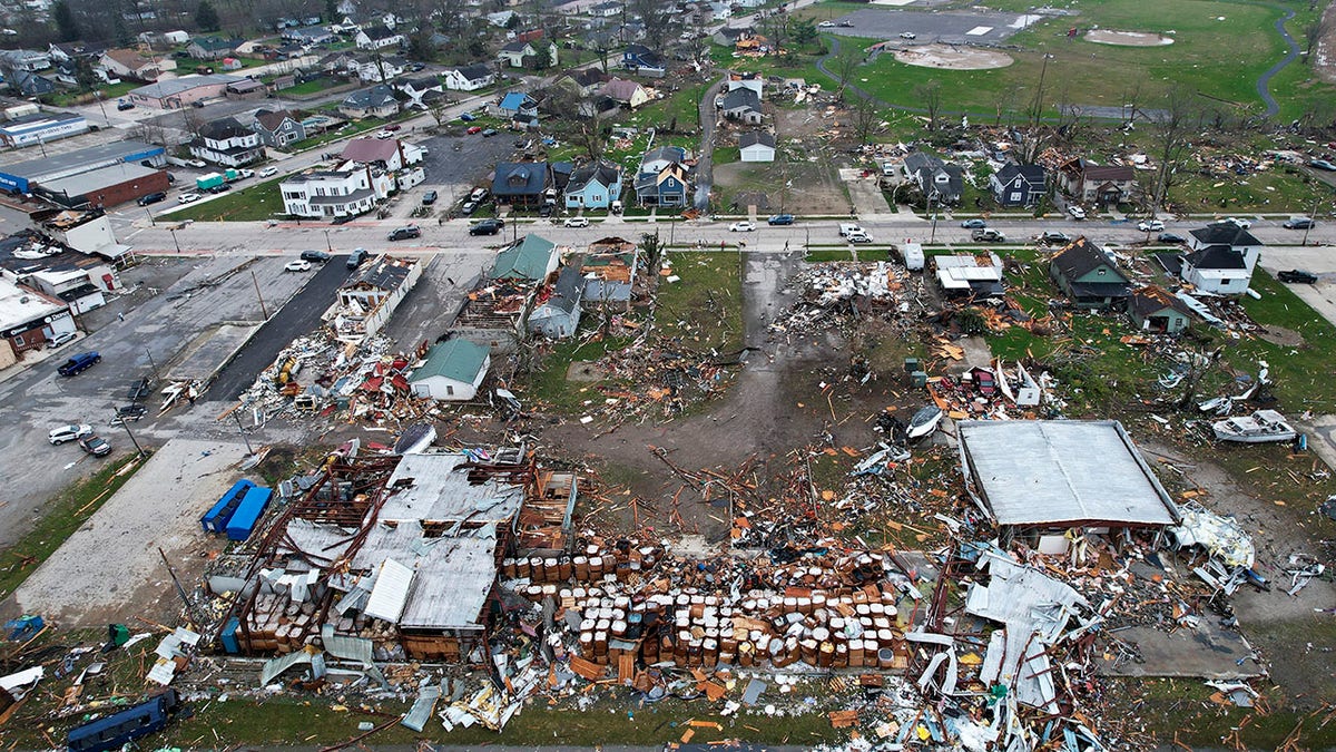 Debris scattered following severe storm in Ohio