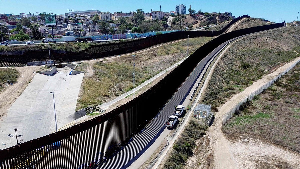 Frontera de San Ysidro