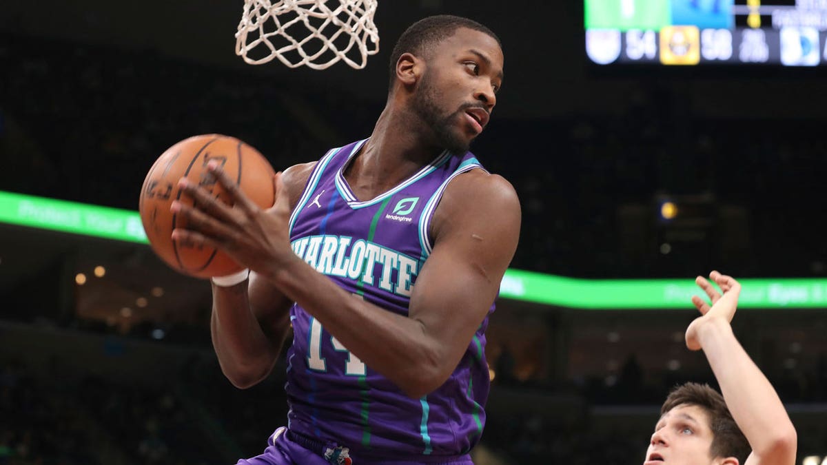 Michael Kidd-Gilchrist is seen playing for the Charlotte Hornets in 2019