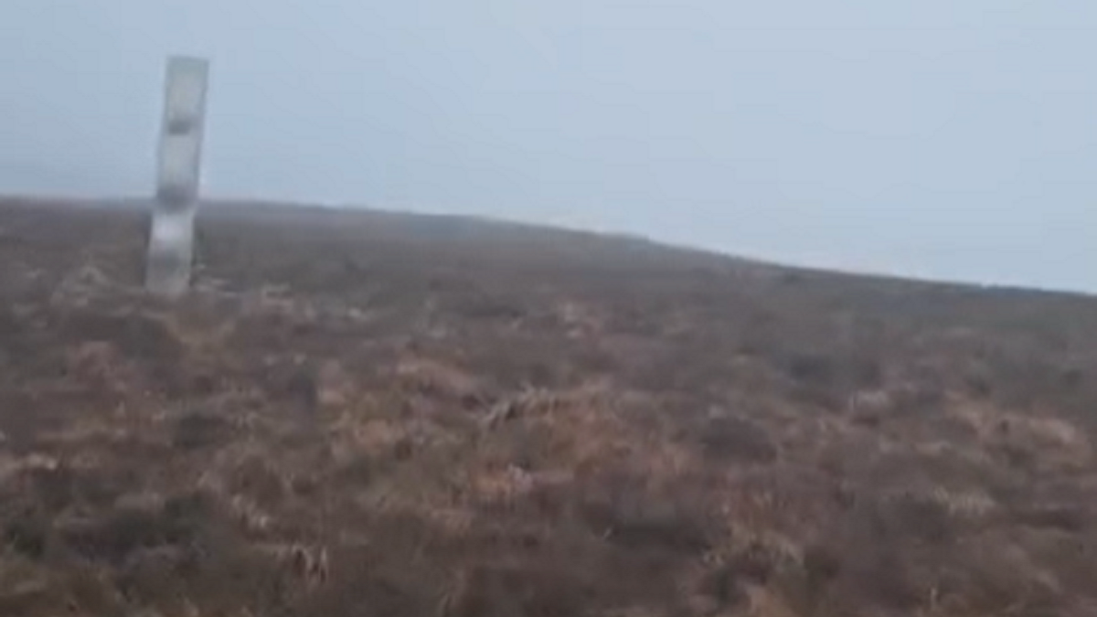 Wales Hiker Finds Mysterious 'UFO'-like Monolith, Video Shows | Fox News