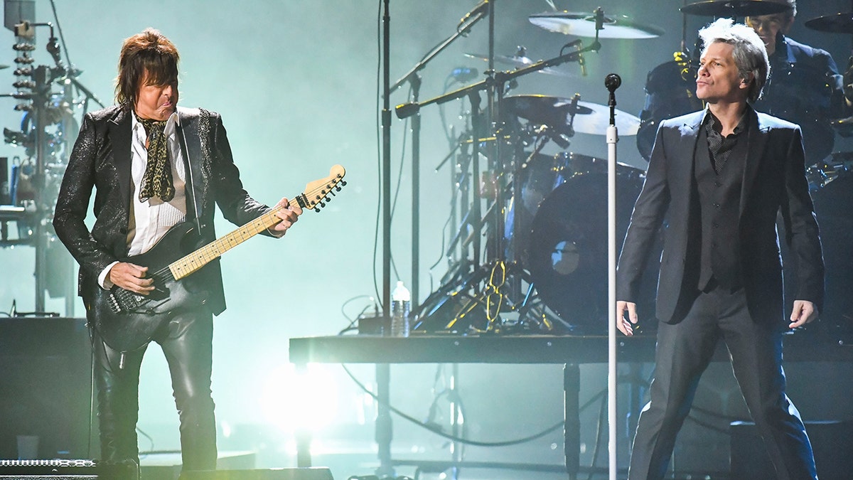 Richie Sambora on the right side of the stage has significant space between him and Jon Bon Jovi on the left side of the stage