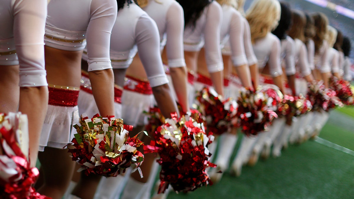 Chiefs cheerleaders perform