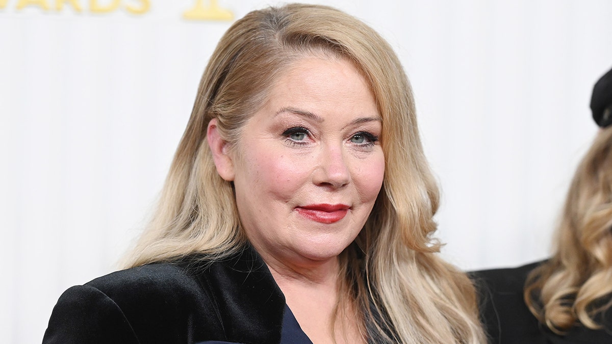 A photo of Christina Applegate