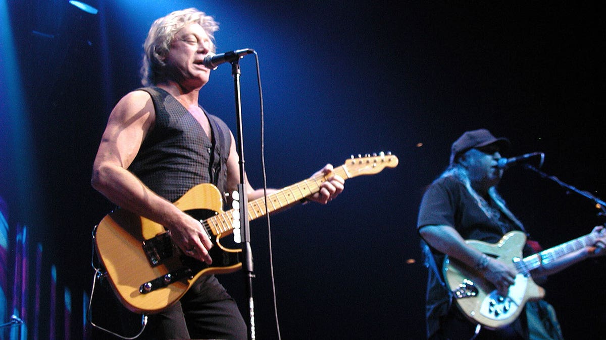 Eric Carmen in concert