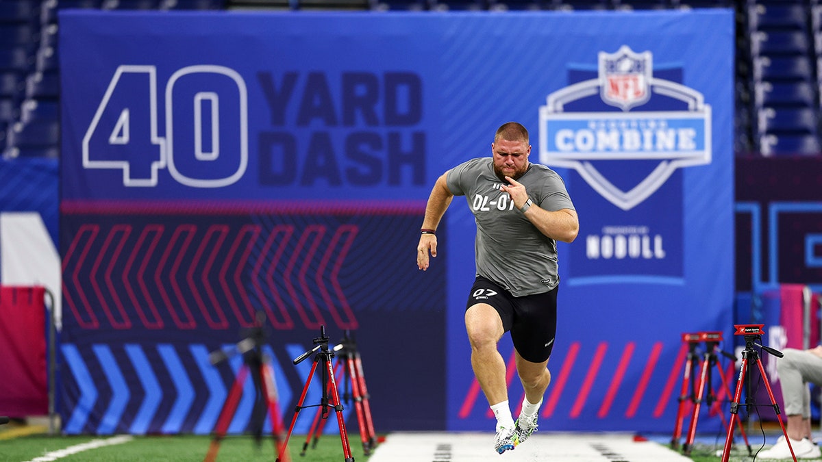 Braden Fiske runs the 40-yard dash