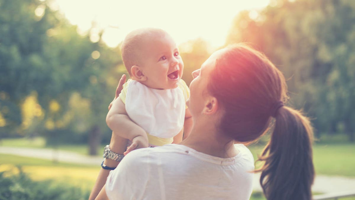 sorrindo, bebê primavera