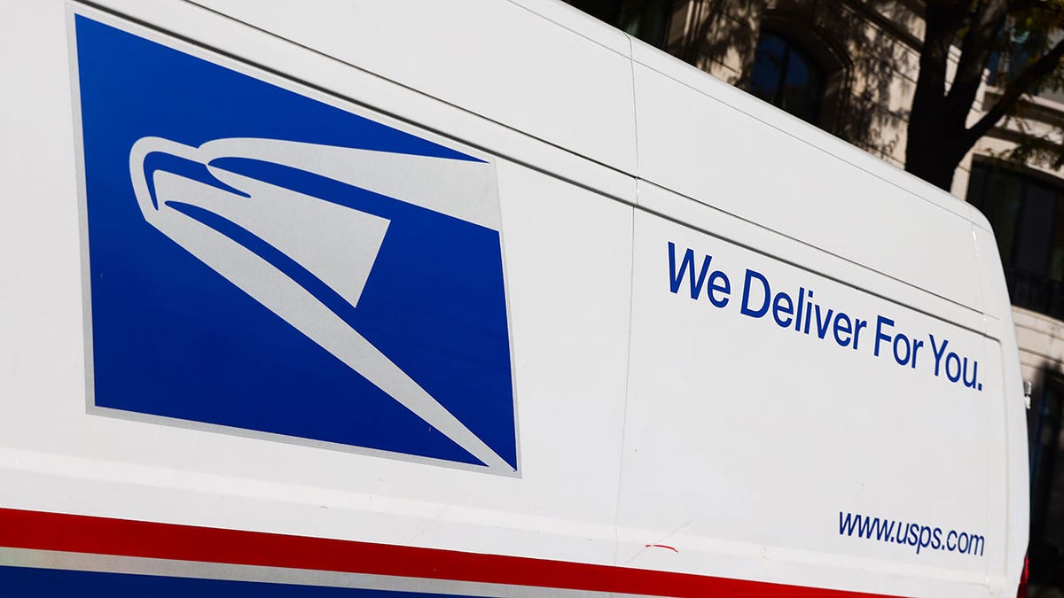 USPS van in Chicago in 2022