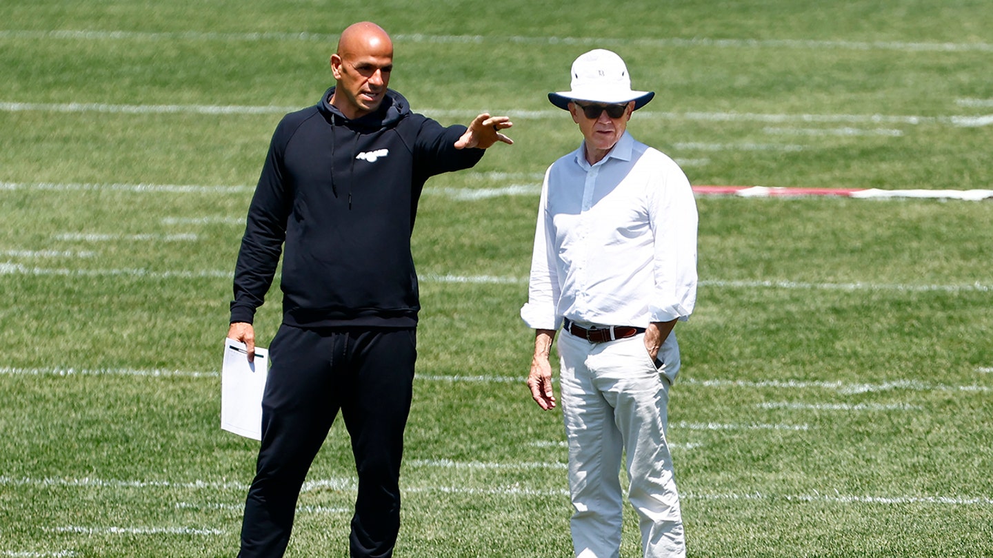 Robert Saleh Woody Johnson