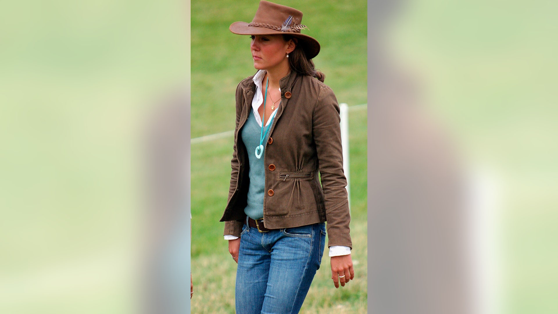 Kate Middleton in an Australian-styled hat and jeans