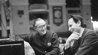 Byron Janis, renowned American classical pianist who overcame debilitating arthritis, dies at 95