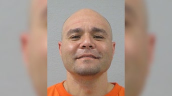 Man convicted in highway shooting dies in prison cell