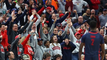 Duquesne professor goes viral after canceling class in honor of March Madness win: 'Go celebrate'