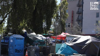 Newsom's homelessness council blames local governments for failing to track billions spent on crisis