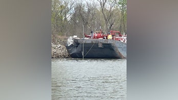 Barge strikes bridge in Oklahoma, halting highway traffic