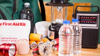 15 emergency preparedness supplies everyone should consider getting