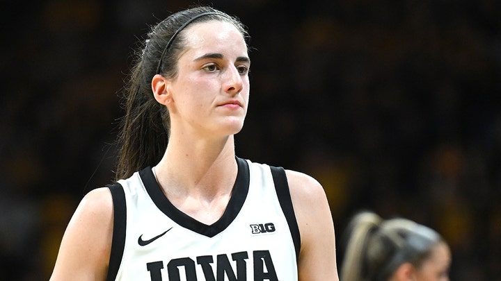 Jim Boeheim pushes back on Caitlin Clark criticism