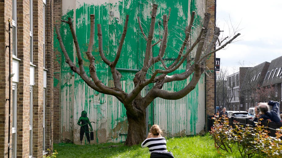 Una nueva pintura de Banksy en una pared de Londres