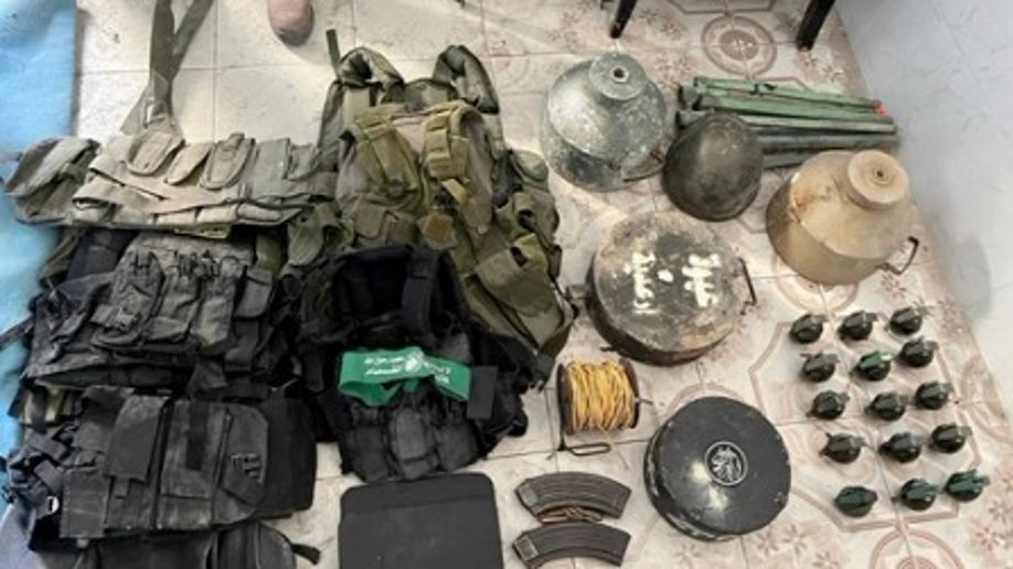 Weapons found in al-Shifa hospital.