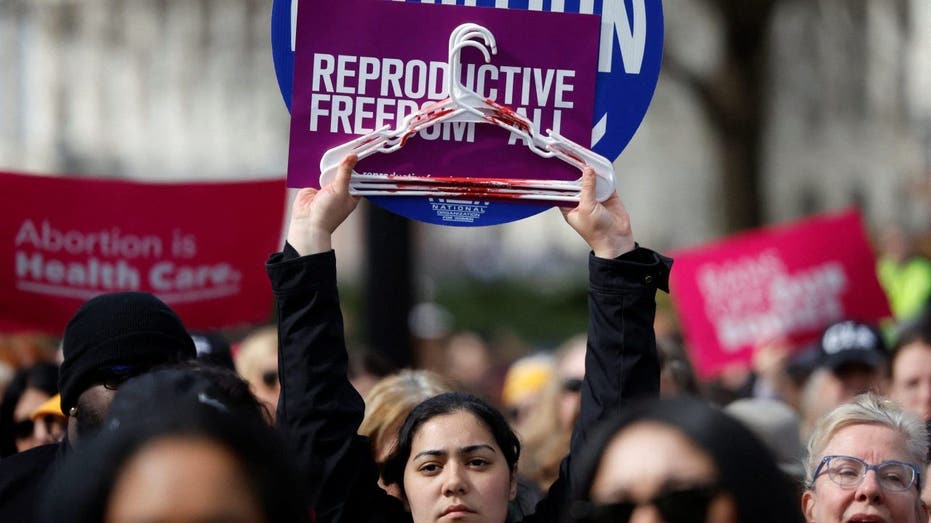 Republicans largely quiet as Democrats hammer SCOTUS abortion pill challenge