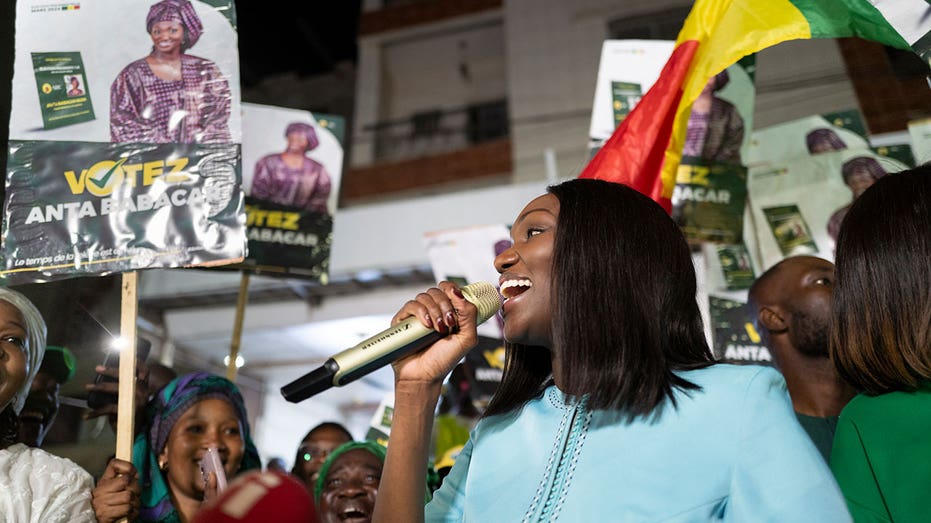 Senegal’s first woman presidential candidate in years takes on historic campaign