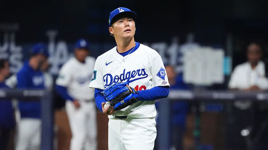 Dodgers’ Yoshinobu Yamamoto lasts just one inning in highly anticipated MLB debut