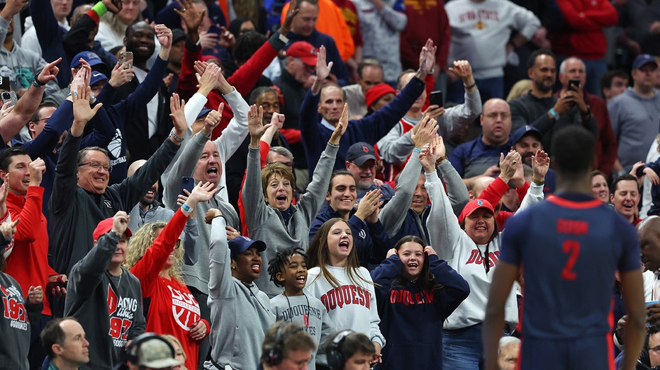 Duquesne professor goes viral after canceling class in honor of March Madness win: ‘Go celebrate’