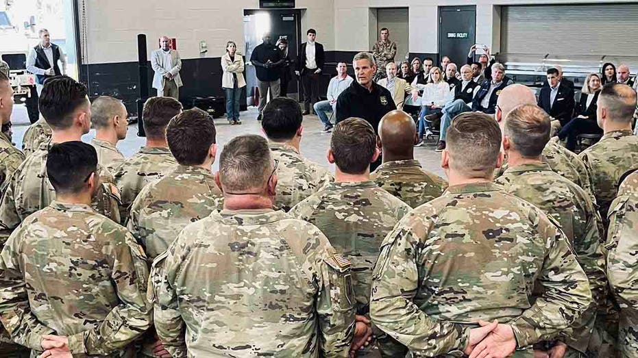 You are currently viewing Tennessee National Guard deploying to southern border as Biden admin 'fails to act,' GOP gov says