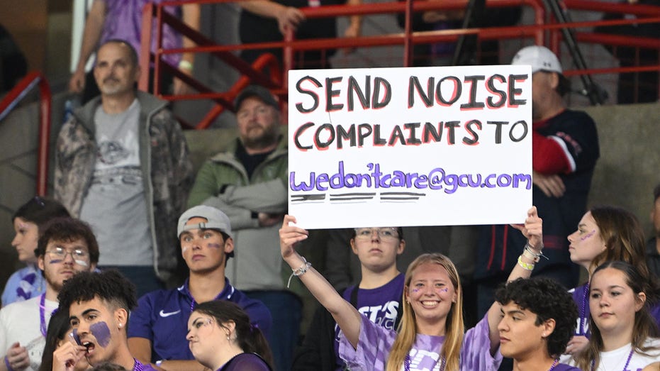Screeching Grand Canyon fan annoys March Madness viewers: ‘Needs to go’