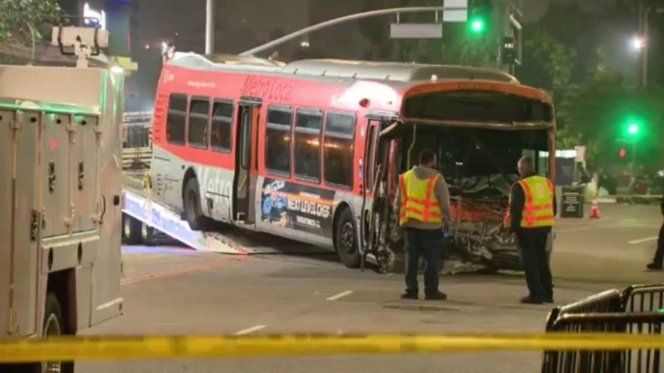 Suspect hijacks LA bus with BB gun, smashes into Ritz-Carlton