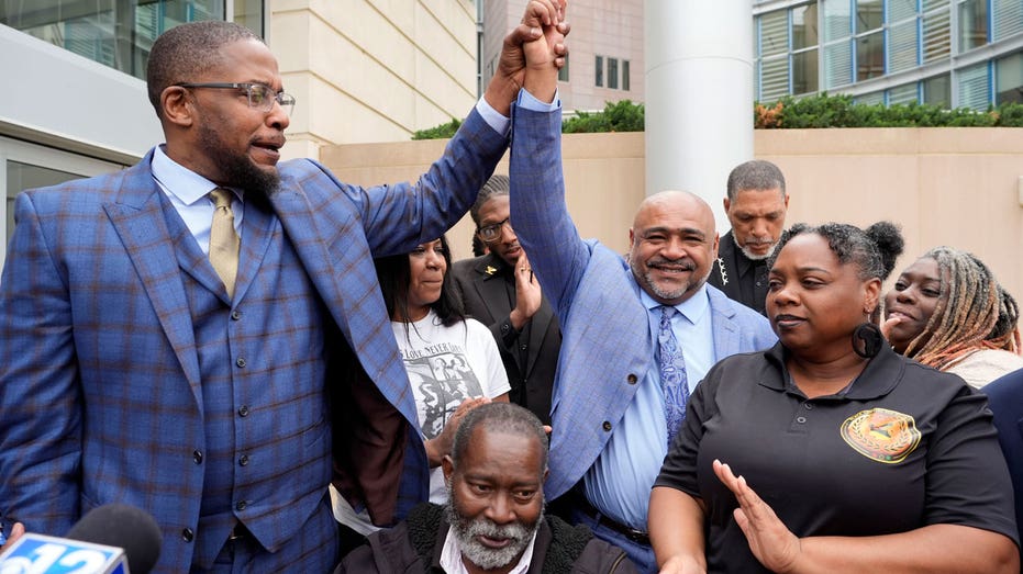 Former Mississippi officers get 10 to 40 years in prison for torture of 2 Black men