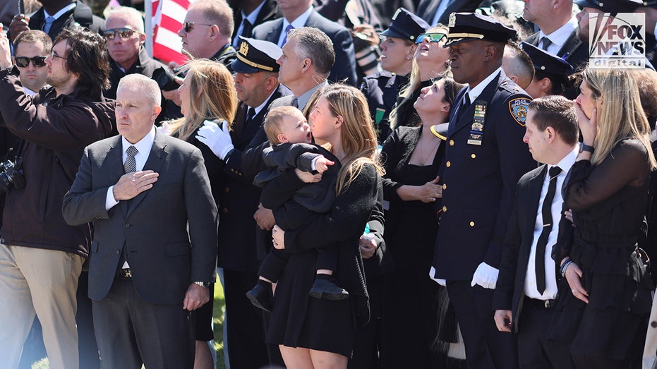 Pro-life diaper company donates supply of diapers to murdered NYPD officer’s family