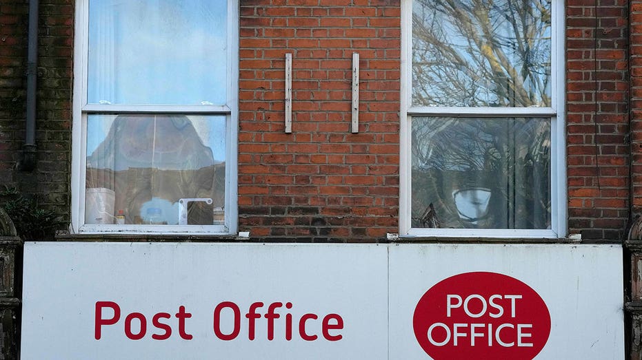 UK government introduces legislation to overturn hundreds of wrongful convictions in post office scandal