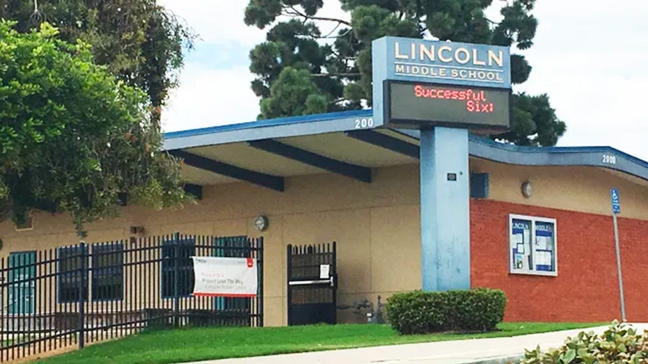 Student airlifted to hospital after brawl at San Diego middle school