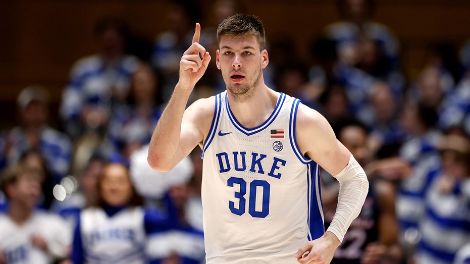 Ex-Duke star's fiancée's mother speaks out after 'grooming' rumors emerge thumbnail