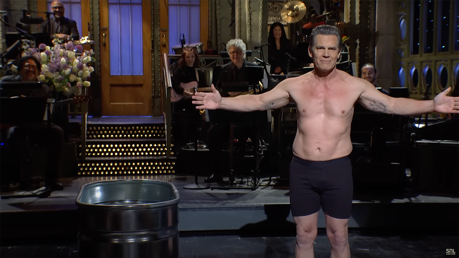 'SNL' host Josh Brolin strips down to his underwear in opening monologue: 'Surrender to the discomfort'