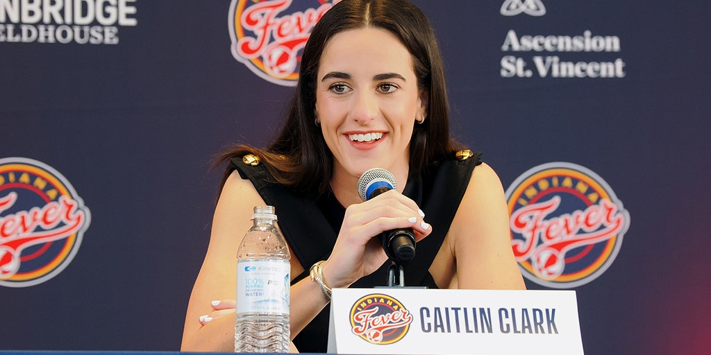 Caitlin Clark admits feeling 'privilege' as a White person, says WNBA was 'built on' Black players | Fox News