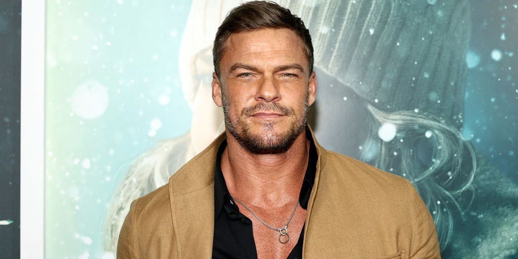 'Reacher' star doubles down on claim cops 'get away with murder,' touts own bravery for speaking out - Vimarsana News
