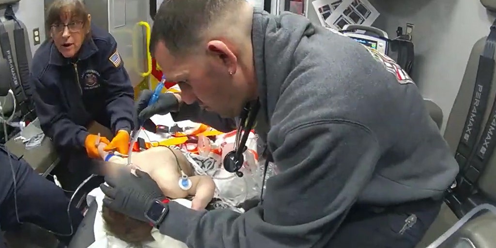 Bodycam captures moment hero first responders save 11-month-old baby's life - Vimarsana News
