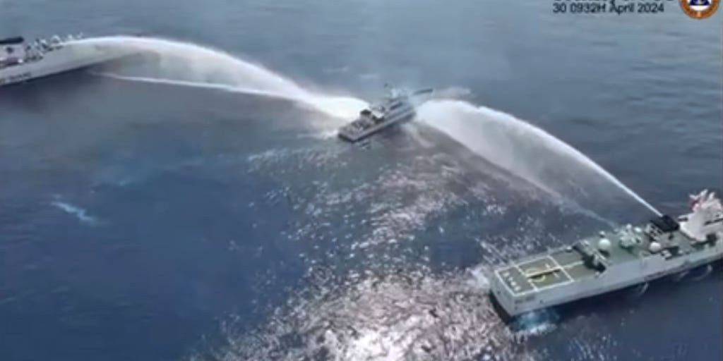 Chinese ships blast water cannons at Philippine vessels as tensions mount in South China Sea - Vimarsana News