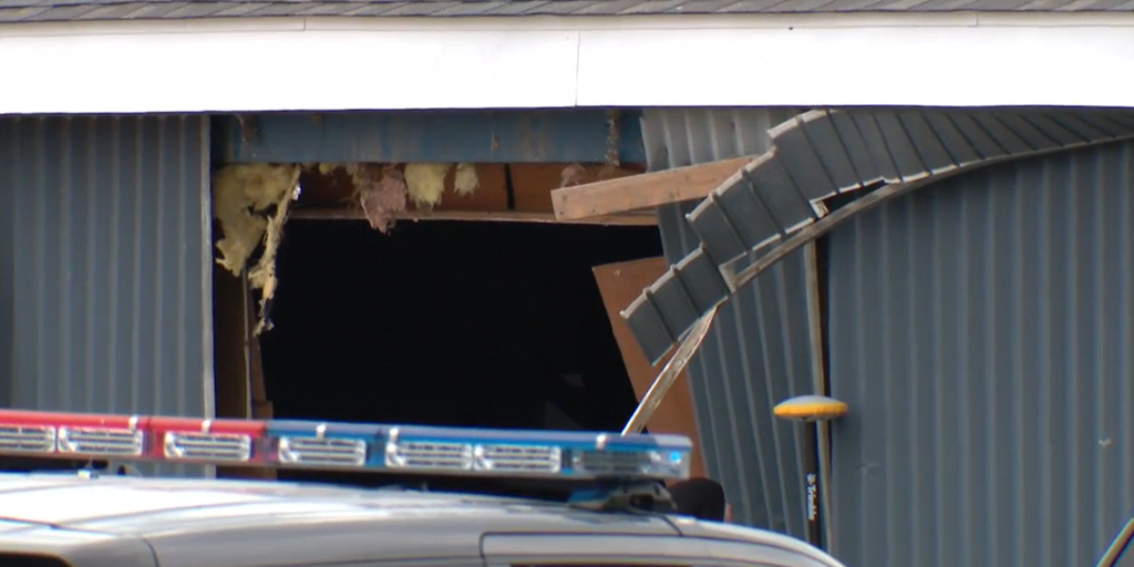 Michigan police identify kids killed after suspected drunk driver plowed into boat club during birthday party - Vimarsana News