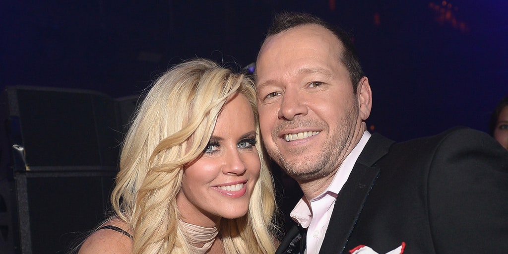 Donnie Wahlberg and Jenny McCarthy spend 'whole night together' on FaceTime  when they're apart | Fox News