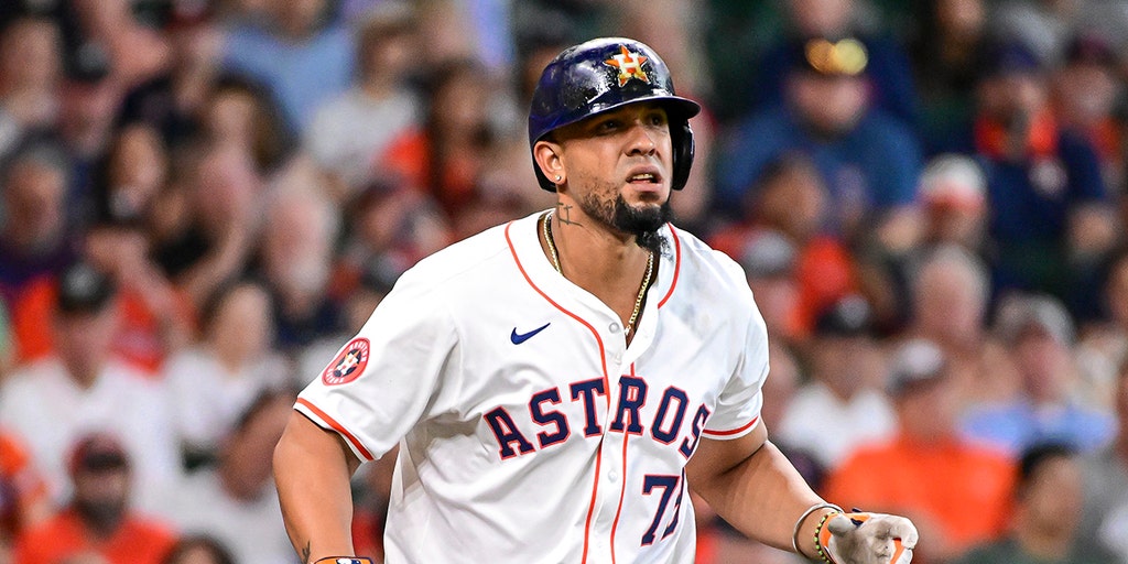 Astros' Jose Abreu getting sent to A-ball after tumultuous start to season