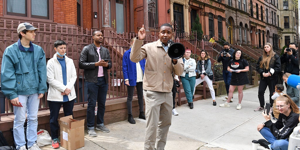 Anti-police New York City Council members called 'hypocritical' - Vimarsana News