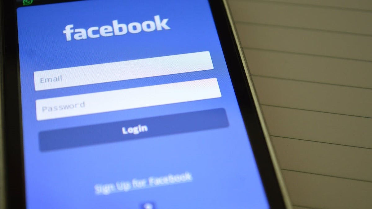 Cómo eliminar el acceso de Facebook a tus fotos