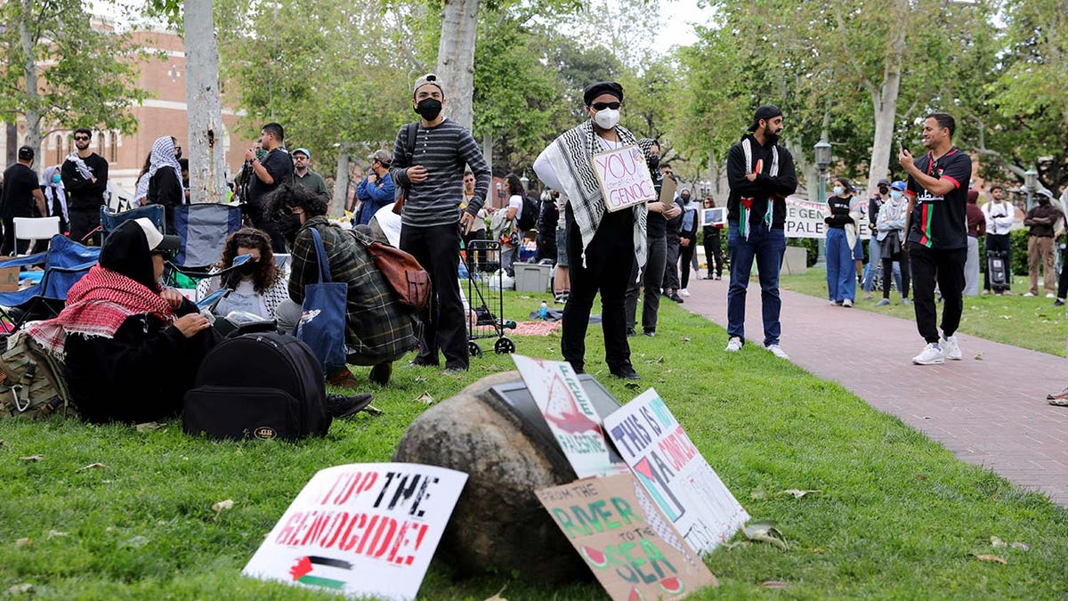 Students build an anti-Israel encampment at USC