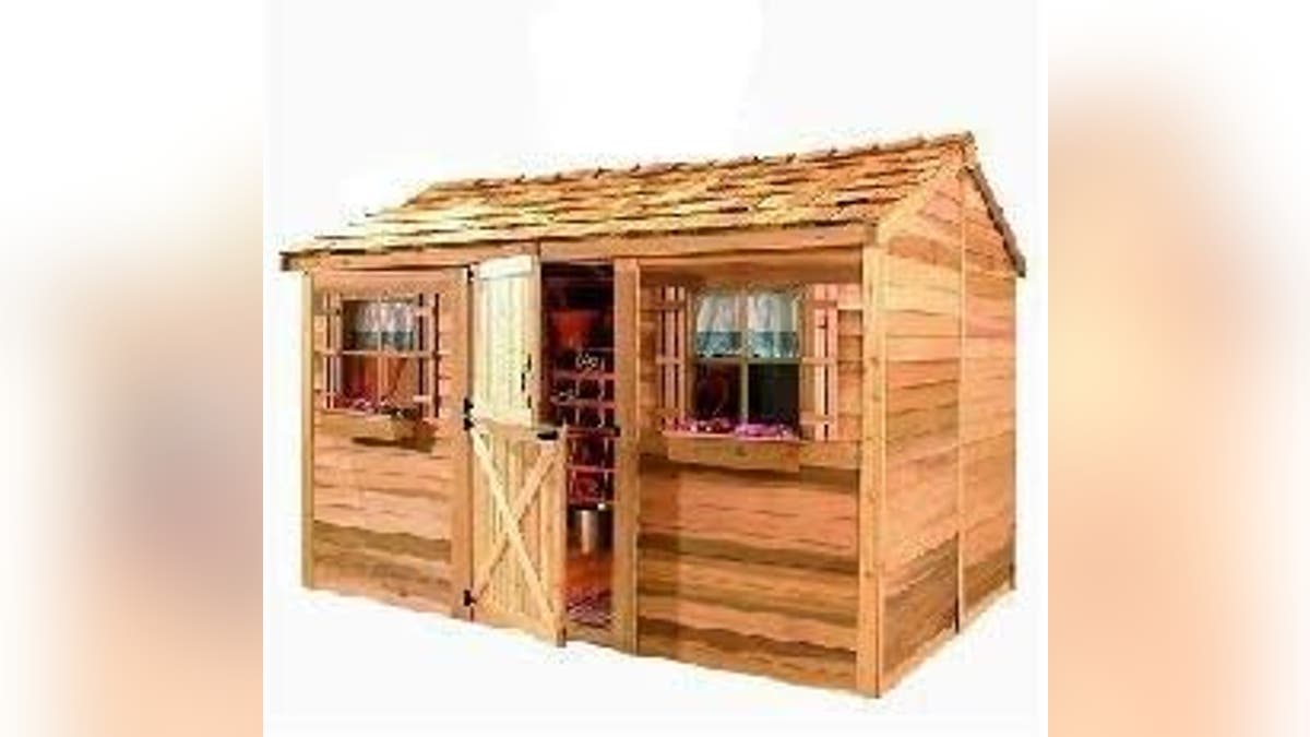 For a super small, but affordable tiny house, this is the perfect one. 