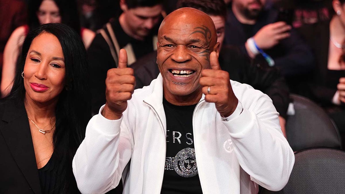 Mike Tyson thumbs up