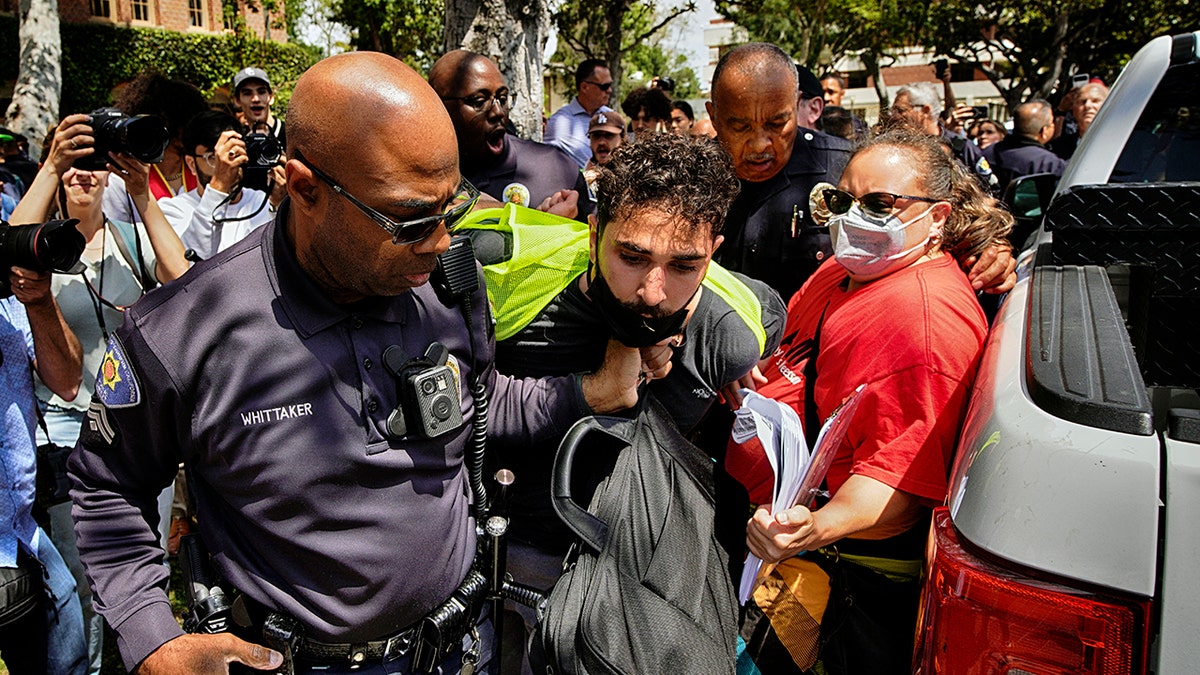 Protesters, officers at a rally in Columbia